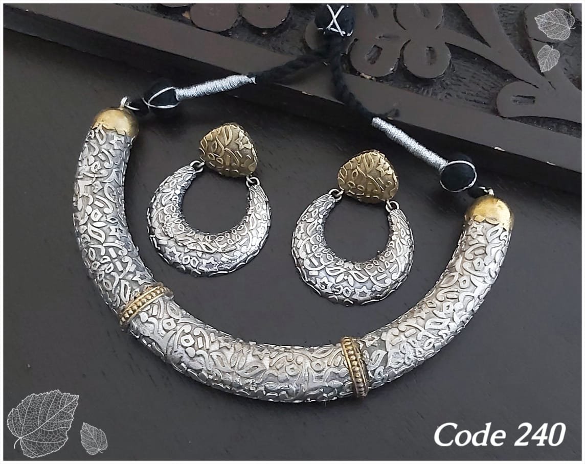 Brass base silver look a like oxidise jewellery - Image 4
